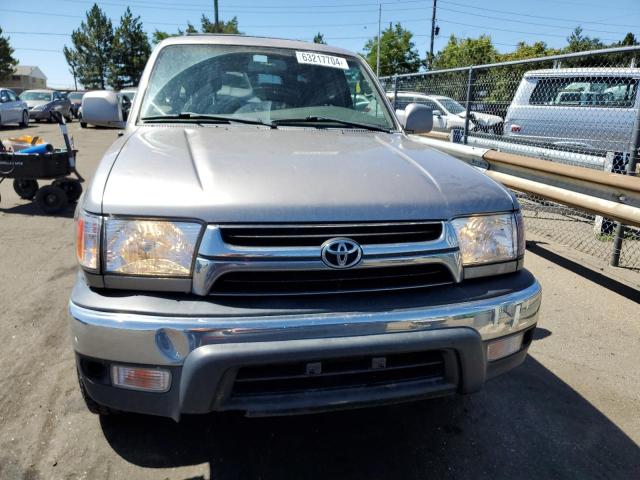 Photo 5 from auction – 2002 TOYOTA 4RUNNER SR with VIN JT3GN86R820227724