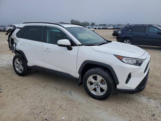 Photo 4 from auction – 2020 TOYOTA RAV4 XLE with VIN 2T3P1RFV6LC063897