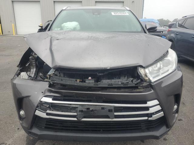 Photo 5 from auction – 2017 TOYOTA HIGHLANDER with VIN 5TDJZRFH7HS466965