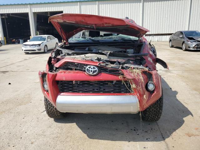 Photo 5 from auction – 2018 TOYOTA 4RUNNER SR with VIN JTEBU5JR5J5526907