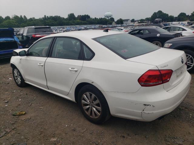 Photo 2 from auction – 2015 VOLKSWAGEN PASSAT S with VIN 1VWAT7A35FC014395