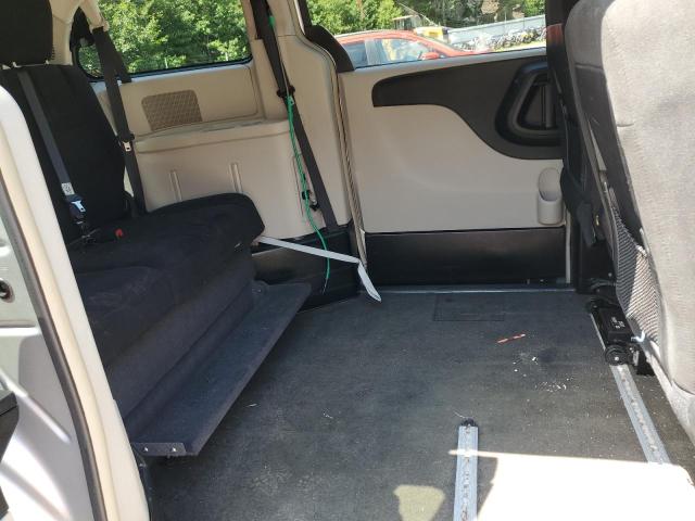 Photo 11 from auction – 2011 CHRYSLER TOWN & COU with VIN 2A4RR5DG8BR605338