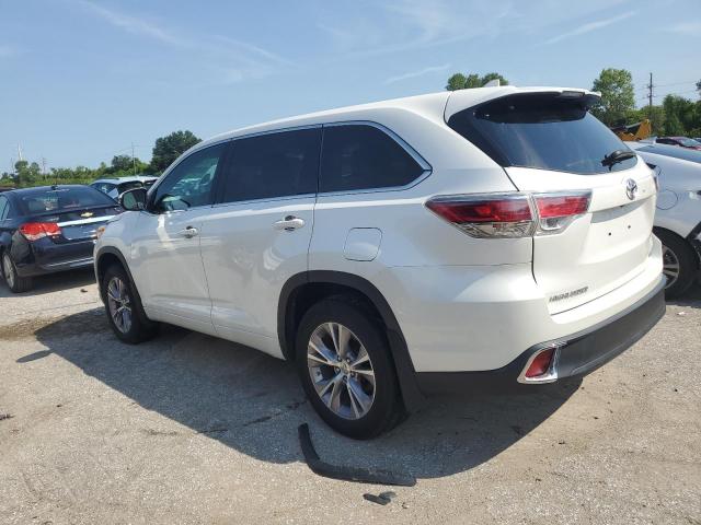 Photo 2 from auction – 2015 TOYOTA HIGHLANDER with VIN 5TDBKRFH2FS160083