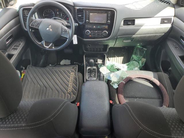 Photo 8 from auction – 2017 MITSUBISHI OUTLANDER with VIN JA4AD2A3XHZ039564