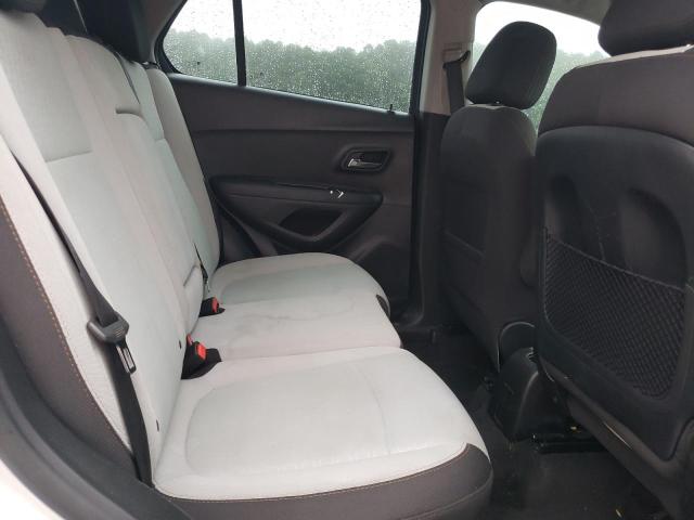 Photo 11 from auction – 2018 CHEVROLET TRAX LS with VIN 3GNCJKSB1JL237127