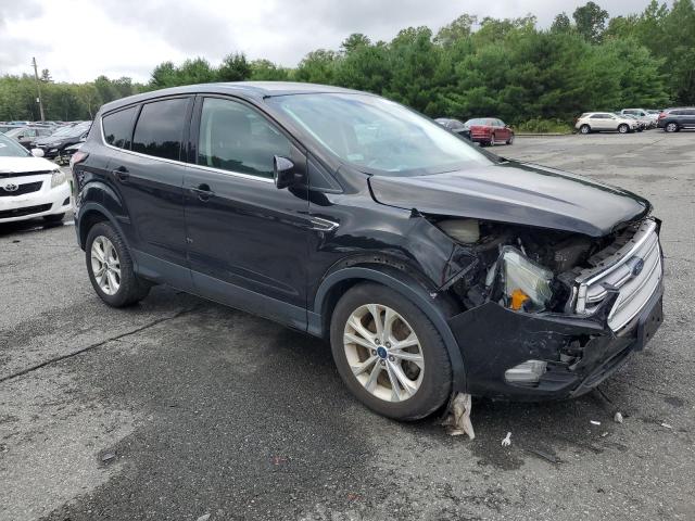 Photo 4 from auction – 2017 FORD ESCAPE SE with VIN 1FMCU9GD0HUD03391