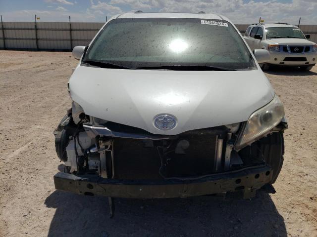 Photo 5 from auction – 2017 TOYOTA SIENNA XLE with VIN 5TDYZ3DC6HS899809