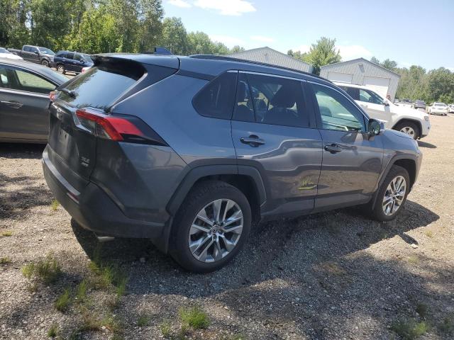 Photo 3 from auction – 2022 TOYOTA RAV4 XLE with VIN 2T3R1RFV2NC296834