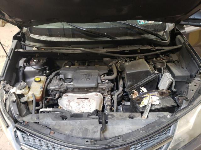 Photo 12 from auction – 2015 TOYOTA RAV4 XLE with VIN 2T3RFREV8FW250105