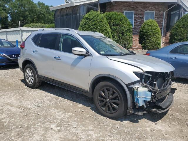 Photo 4 from auction – 2017 NISSAN ROGUE S with VIN KNMAT2MV2HP602222