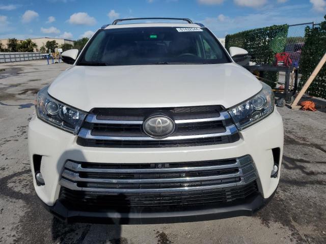 Photo 5 from auction – 2018 TOYOTA HIGHLANDER with VIN 5TDDZRFH0JS808825