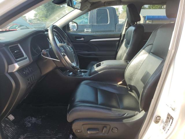 Photo 7 from auction – 2017 TOYOTA HIGHLANDER with VIN 5TDJZRFH6HS377730