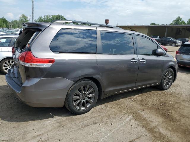 Photo 3 from auction – 2011 TOYOTA SIENNA XLE with VIN 5TDDK3DCXBS027790