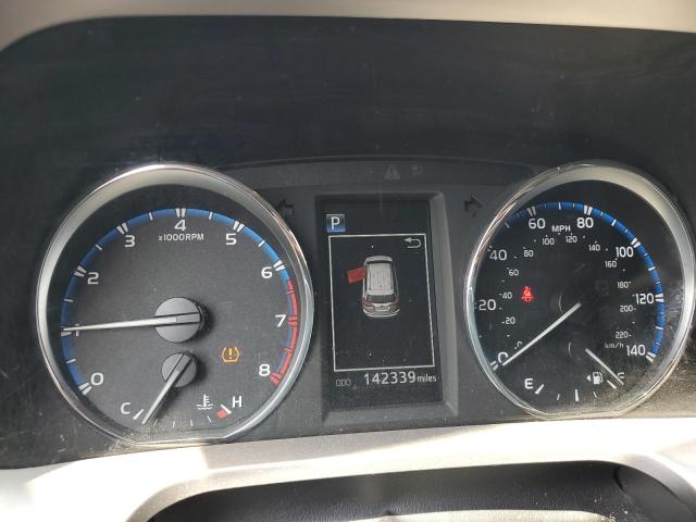 Photo 9 from auction – 2016 TOYOTA RAV4 XLE with VIN JTMRFREV0GJ098868