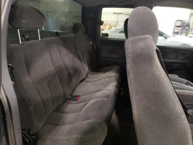 Photo 10 from auction – 2003 CHEVROLET 1500 with VIN 2GCEK19T931185242
