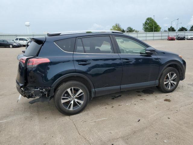 Photo 3 from auction – 2017 TOYOTA RAV4 XLE with VIN JTMRFREV7HD211876