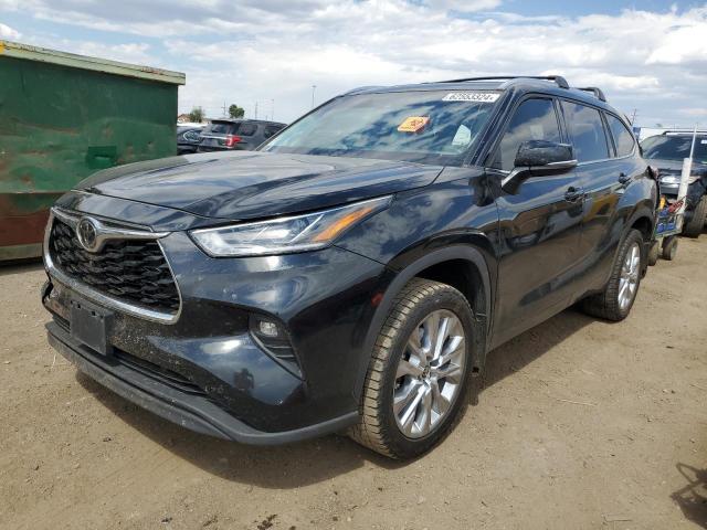 TOYOTA HIGHLANDER 2022 with VIN 5TDDZRBHXNS211287 - Photo from auction