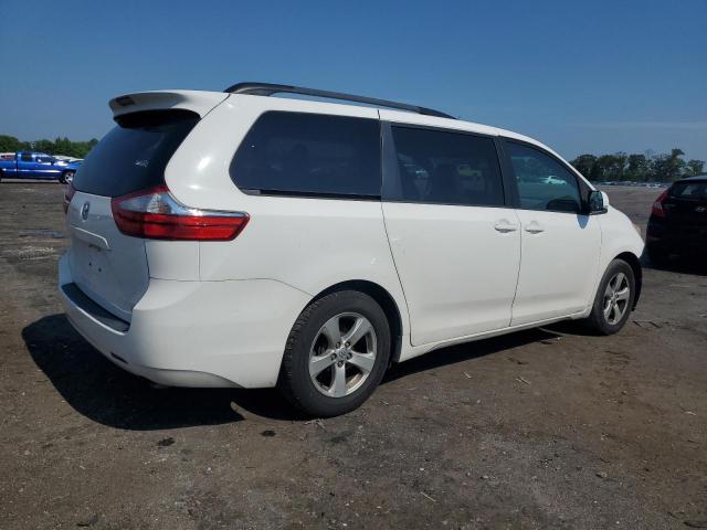 Photo 3 from auction – 2015 TOYOTA SIENNA LE with VIN 5TDKK3DC0FS576864