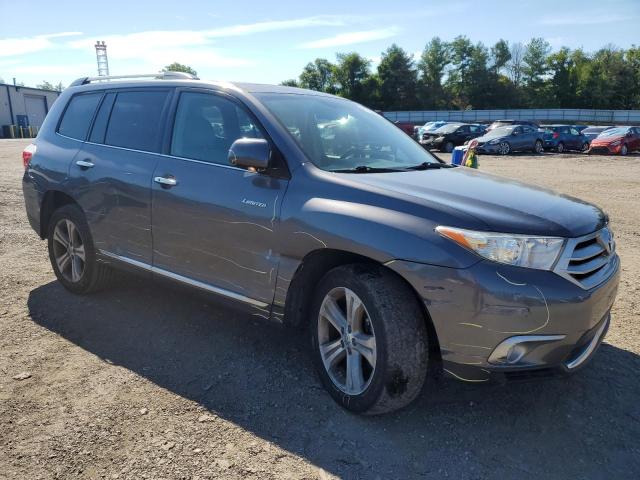 Photo 4 from auction – 2013 TOYOTA HIGHLANDER with VIN 5TDDK3EH5DS267990