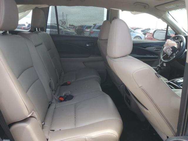 Photo 11 from auction – 2016 HONDA PILOT TOUR with VIN 5FNYF5H96GB017544