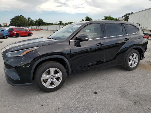 TOYOTA HIGHLANDER 2021 with VIN 5TDZZRAH7MS073486 - Photo from auction
