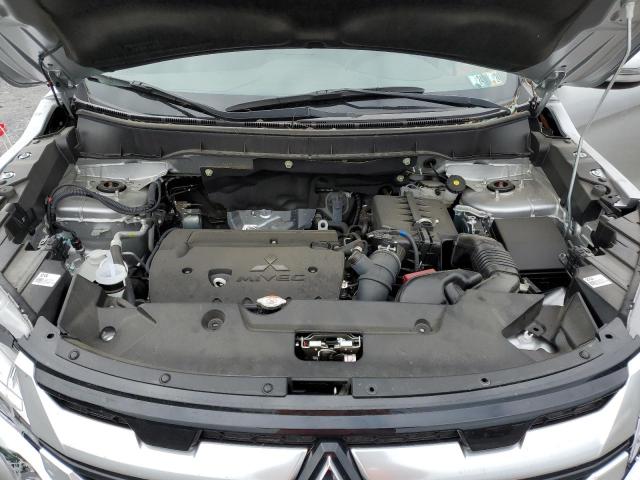 Photo 12 from auction – 2023 MITSUBISHI OUTLANDER with VIN JA4ARUAU1PU014201
