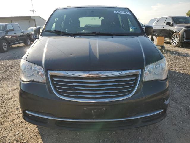 Photo 5 from auction – 2015 CHRYSLER TOWN & COU with VIN 2C4RC1BG7FR537946