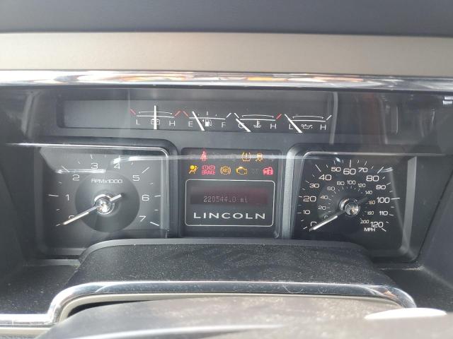 Photo 9 from auction – 2011 LINCOLN NAVIGATOR with VIN 5LMJJ3J51BEJ01043