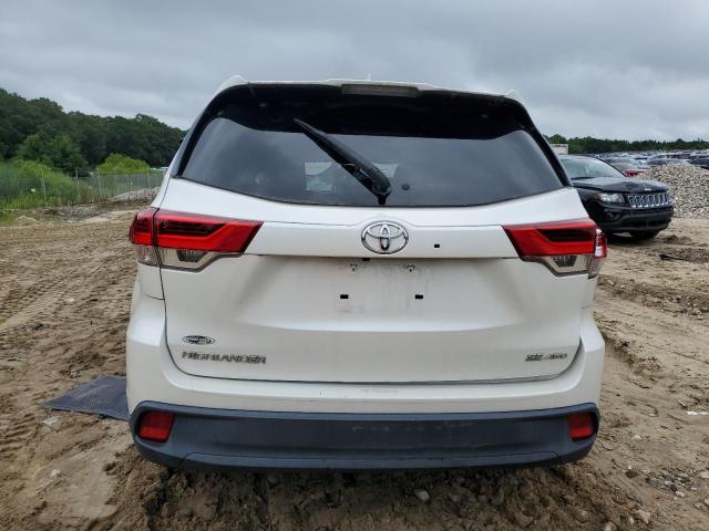 Foto 6 de la subasta – 2018 TOYOTA HIGHLANDER con VIN 5TDJZRFH3JS546897