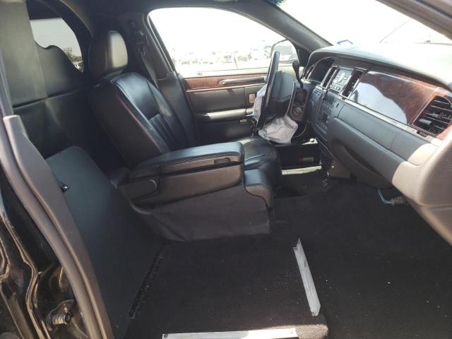 Photo 7 from auction – 2007 LINCOLN TOWN CAR E with VIN 1L1FM88W27Y606138