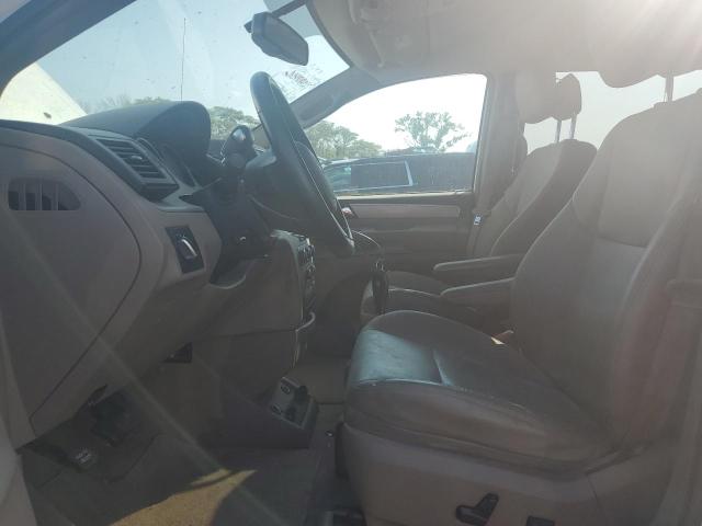 Photo 7 from auction – 2011 VOLKSWAGEN ROUTAN with VIN 2V4RW3DG7BR717184