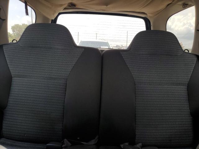 Photo 10 from auction – 2004 NISSAN XTERRA XE with VIN 5N1ED28TX4C622707