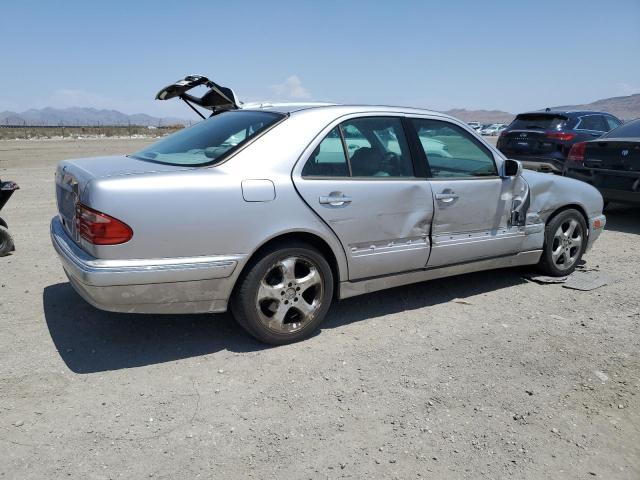 Photo 3 from auction – 2002 MERCEDES-BENZ E 320 with VIN WDBJF65J42B468410