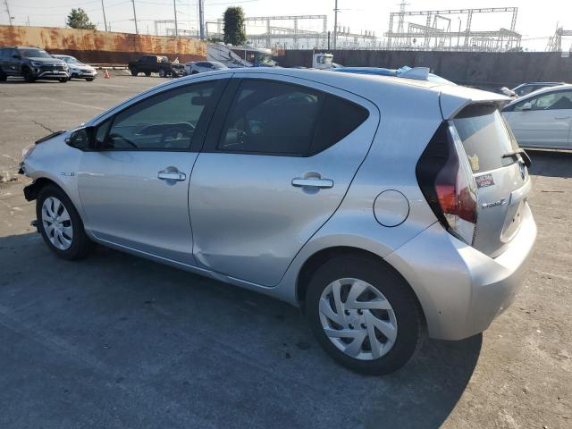 Photo 2 from auction – 2015 TOYOTA PRIUS C with VIN JTDKDTB39F1110330