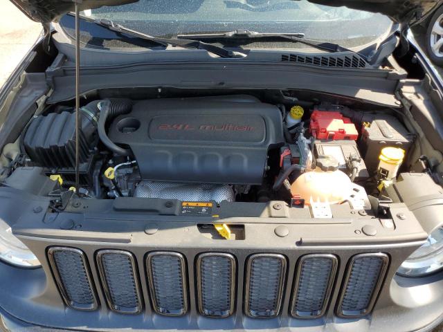 Photo 11 from auction – 2018 JEEP RENEGADE L with VIN ZACCJBBB1JPH21203