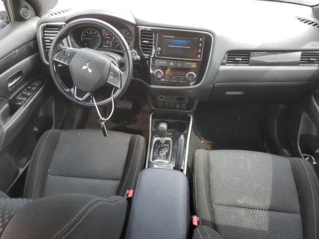 Photo 8 from auction – 2018 MITSUBISHI OUTLANDER with VIN JA4AD3A3XJZ022145