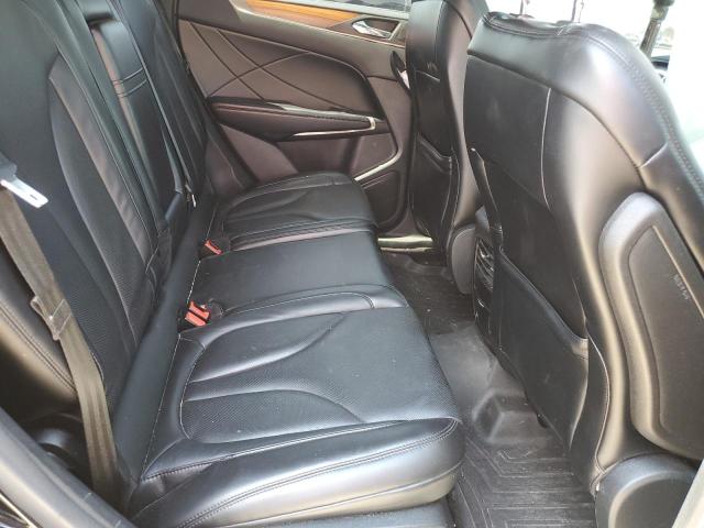 Photo 11 from auction – 2017 LINCOLN MKC RESERV with VIN 5LMTJ3DH4HUL11391
