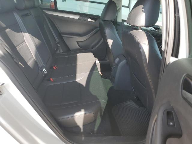 Photo 10 from auction – 2018 VOLKSWAGEN JETTA SE with VIN 3VWDB7AJ0JM211237