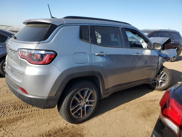 Photo 3 from auction – 2019 JEEP COMPASS LA with VIN 3C4NJDBB9KT629190