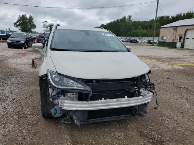 Photo 5 from auction – 2017 CHRYSLER PACIFICA T with VIN 2C4RC1EG2HR664229