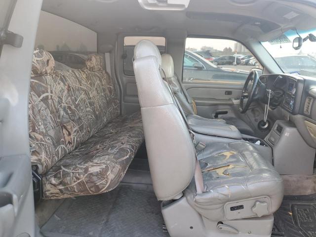 Photo 10 from auction – 2000 CHEVROLET SILVERADO with VIN 2GCEK19T0Y1372151