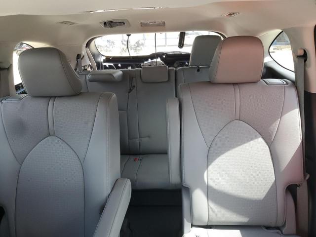 Photo 10 from auction – 2023 TOYOTA HIGHLANDER with VIN 5TDXBRCH6PS575449