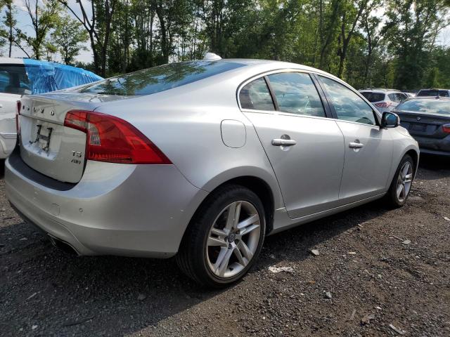 Photo 3 from auction – 2015 VOLVO S60 PREMIE with VIN YV1612TK5F2362963