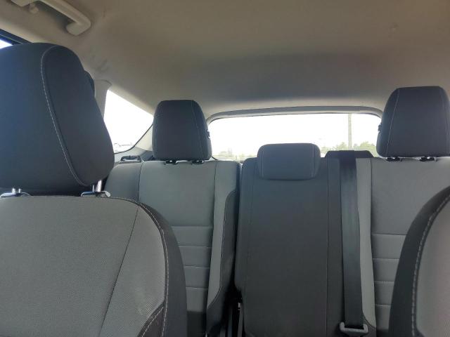 Photo 10 from auction – 2018 FORD ESCAPE S with VIN 1FMCU0F76JUB33969