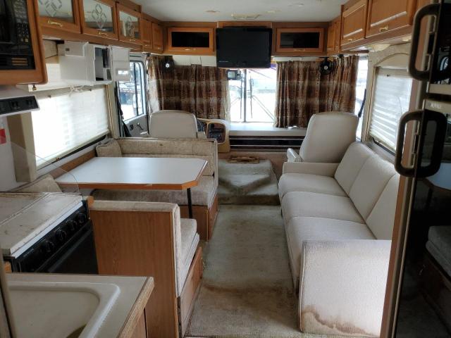 Photo 5 from auction – 2001 OTHER MOTORHOME with VIN 5B4KP37J1Y3325079