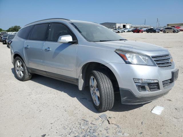 Photo 4 from auction – 2017 CHEVROLET TRAVERSE with VIN 1GNKRGKD8HJ343207