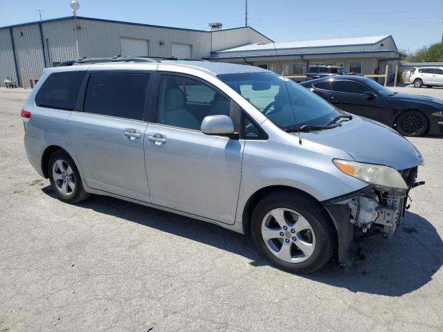 Photo 4 from auction – 2012 TOYOTA SIENNA LE with VIN 5TDKK3DC5CS225640