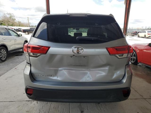 Photo 6 from auction – 2018 TOYOTA HIGHLANDER with VIN 5TDZZRFH6JS246967