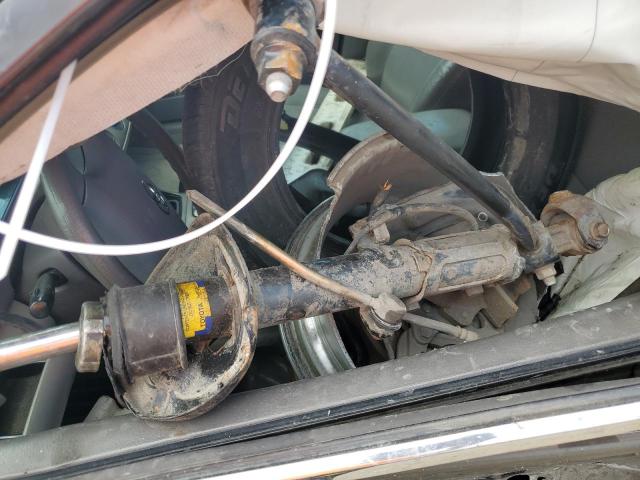 Photo 12 from auction – 2003 TOYOTA CAMRY LE with VIN 4T1BF30K63U565338
