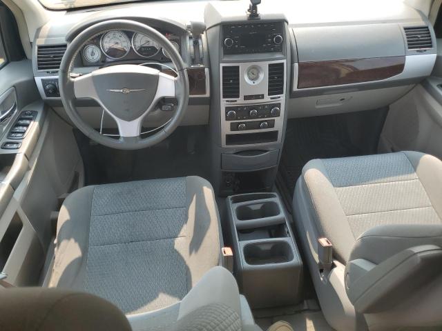 Photo 8 from auction – 2010 CHRYSLER TOWN & COU with VIN 2A4RR5D12AR424259